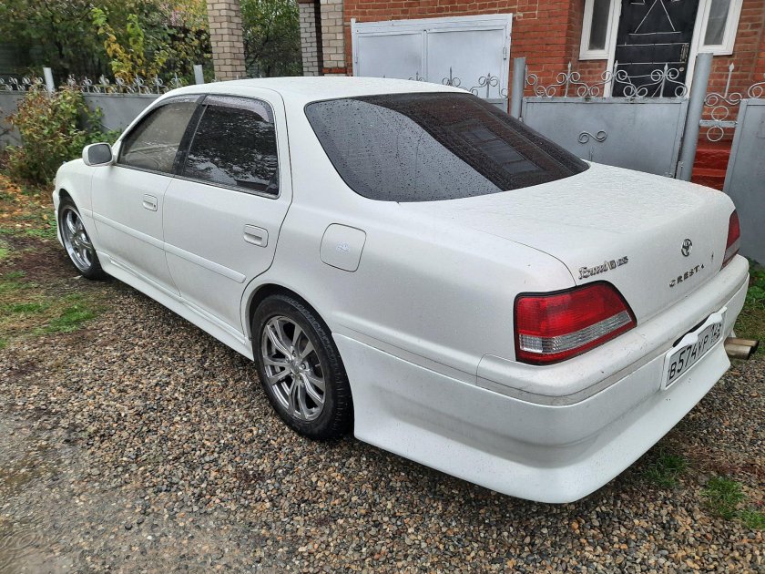 Toyota Cresta 100 кузов