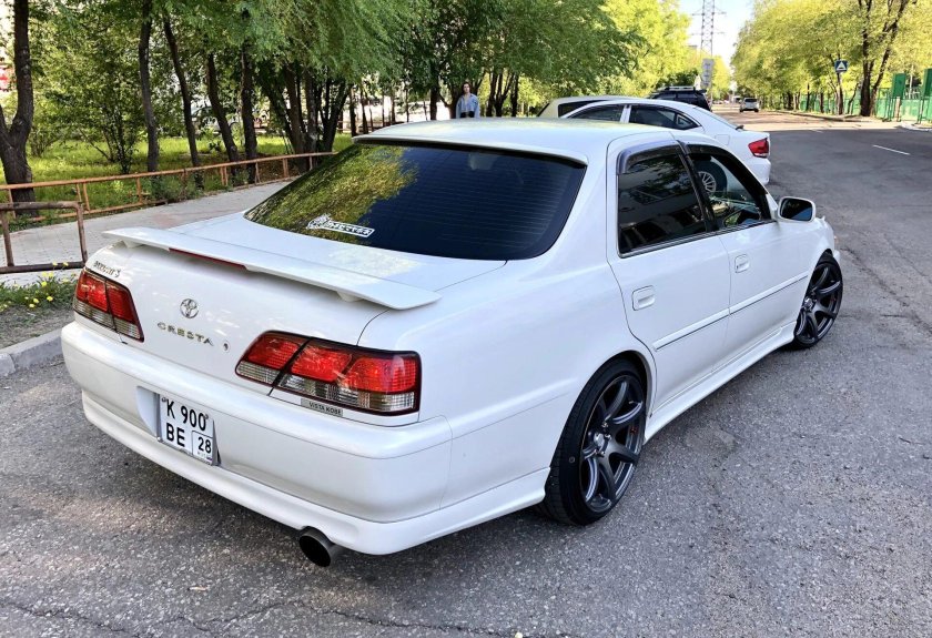 Toyota Cresta 100