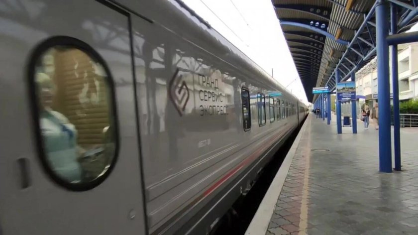 Крымский мост поезд Гранд сервис