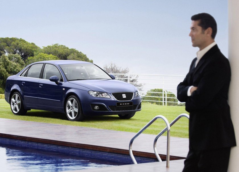 Сеат Exeo