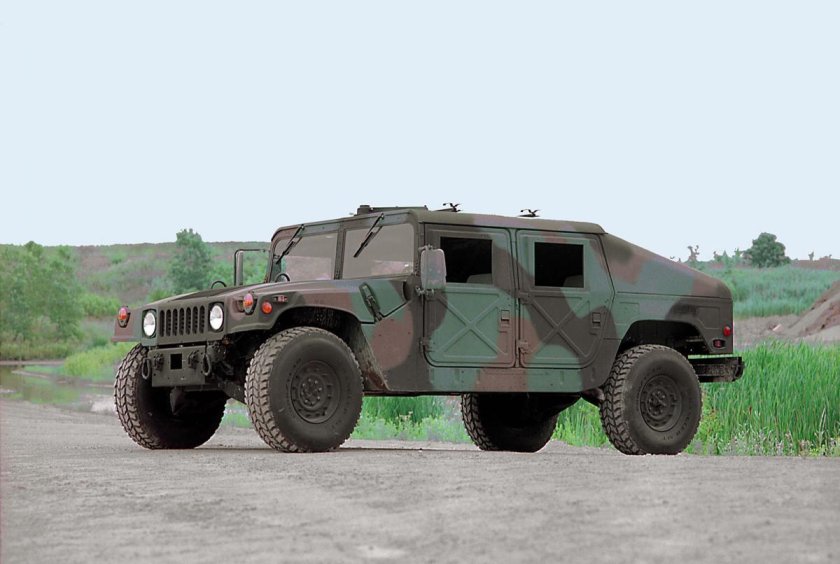 HMMWV m1025