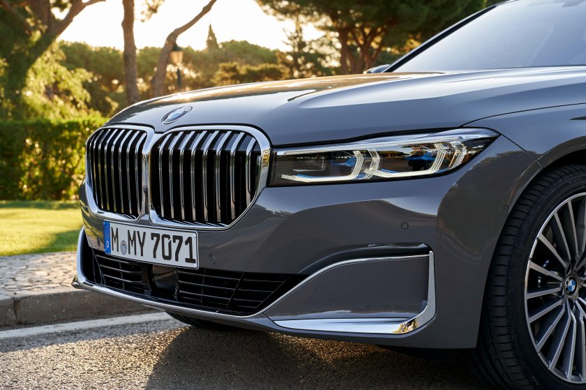 BMW 750li 2019