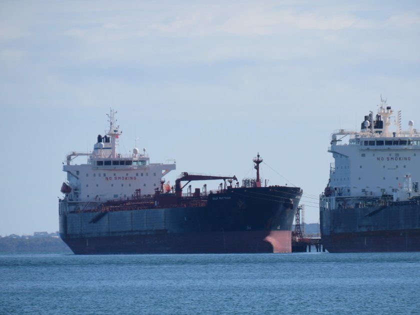 Танкер залив восток наяда