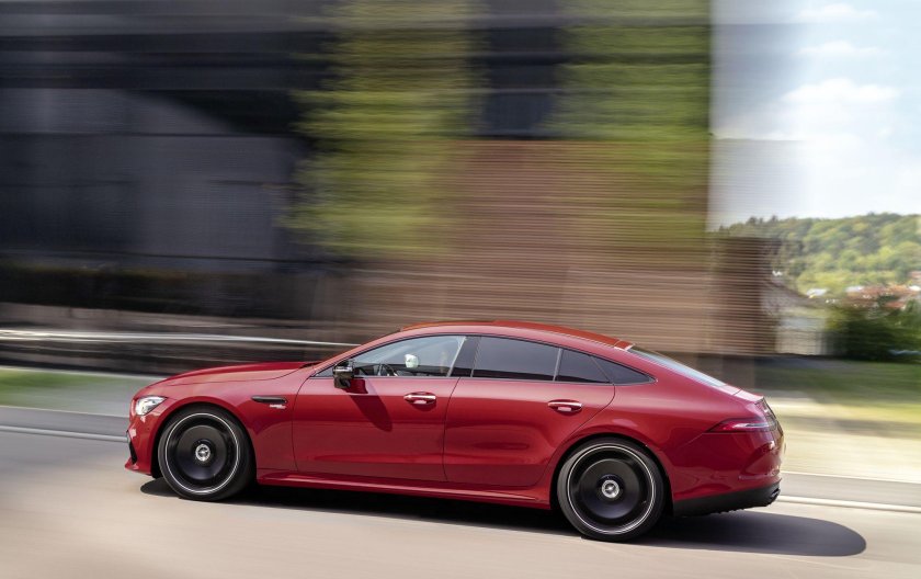 Мерседес gt 43 AMG