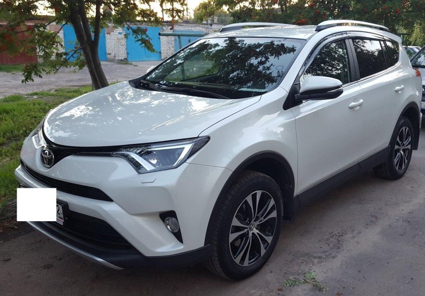 Тойота рав 4 белый перламутр
