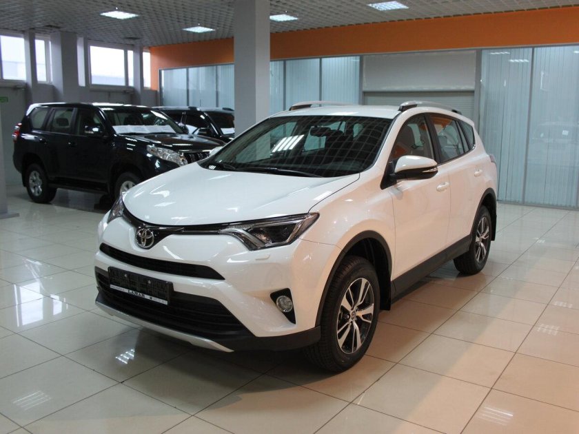 Тойота рав 4 белая