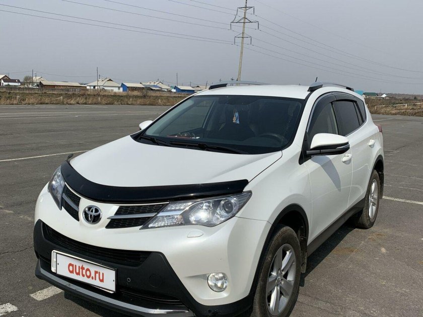 Тойота рав 4 2014