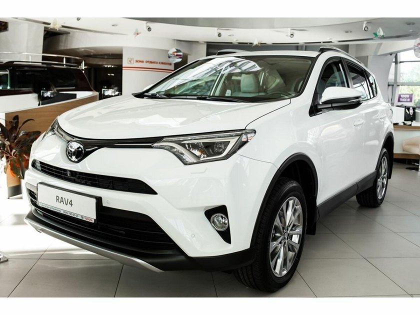 Toyota rav4 белая