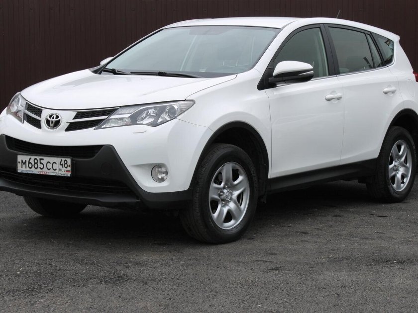 Тойота рав 4 белая