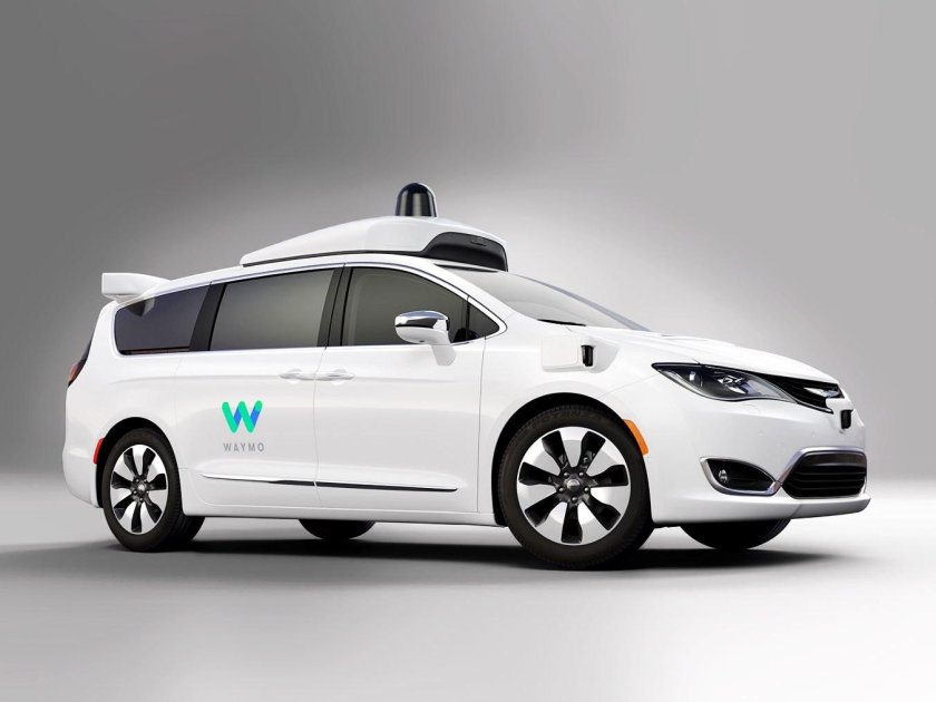 Беспилотные автомобили Waymo