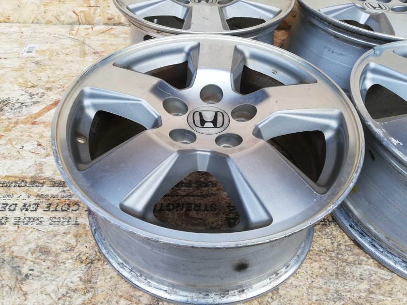 Диск колесный легкосплавный