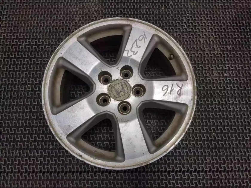 Ключ балонный Хонда пилот 2008