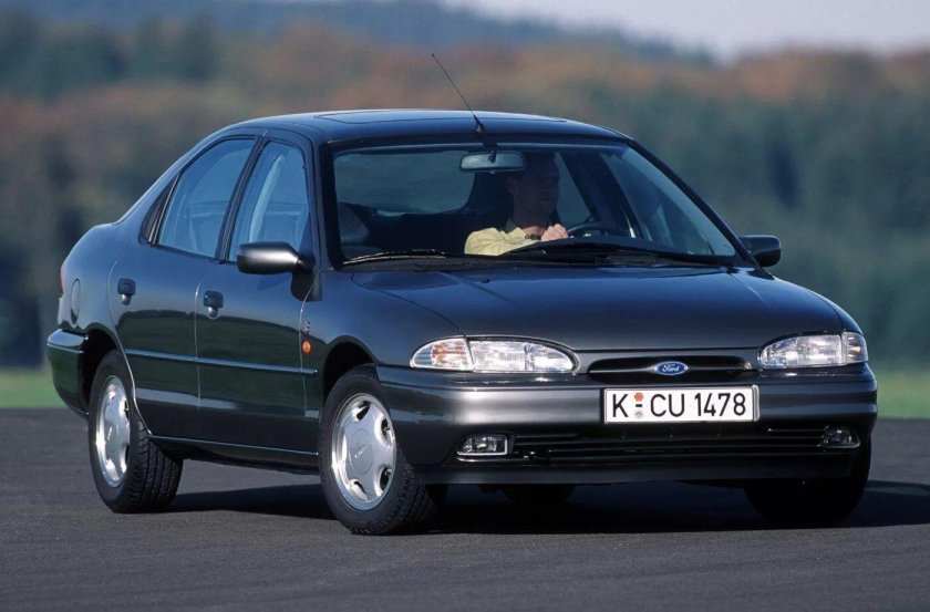 Ford Mondeo 1