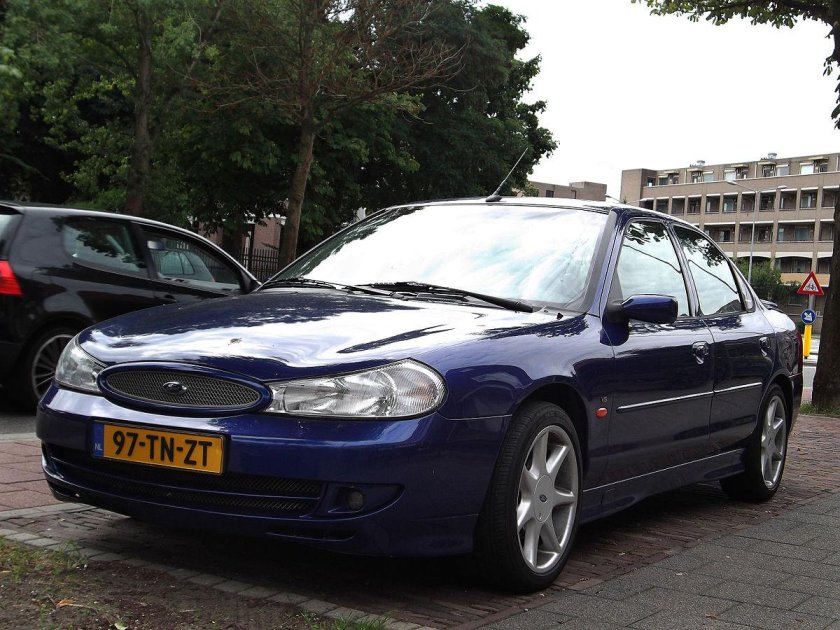 Ford Mondeo mk2