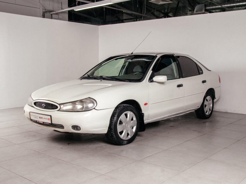 Форд мондео 2000г