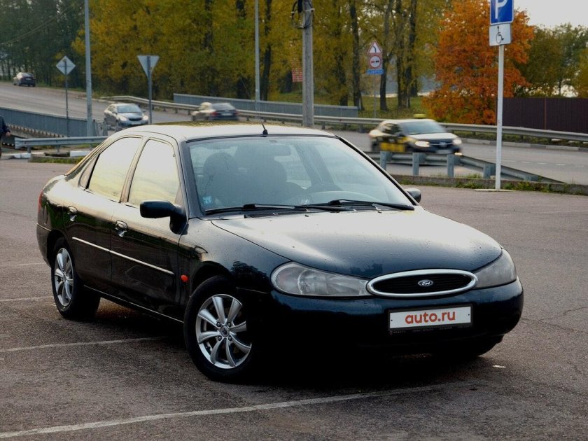 Форд Мондео 2 лифтбек