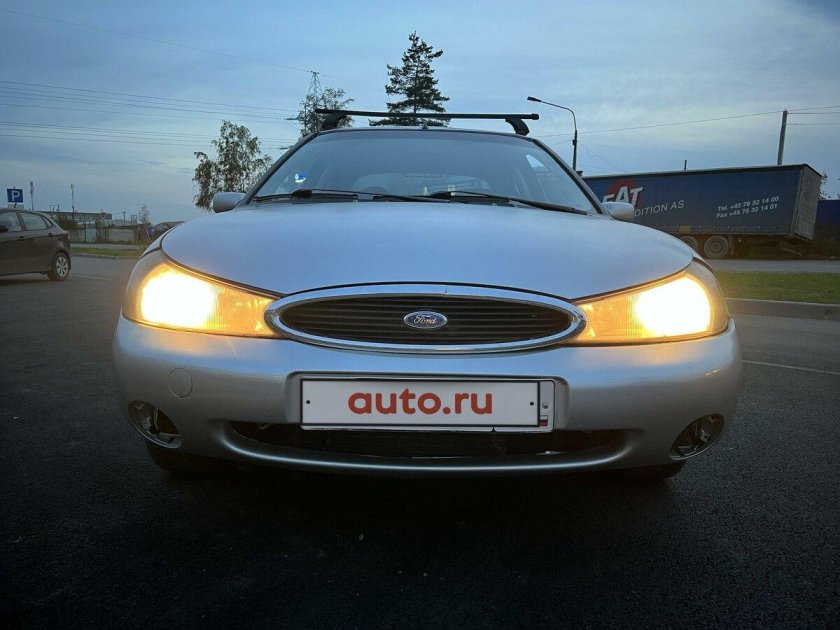 Мондео поколения 1998