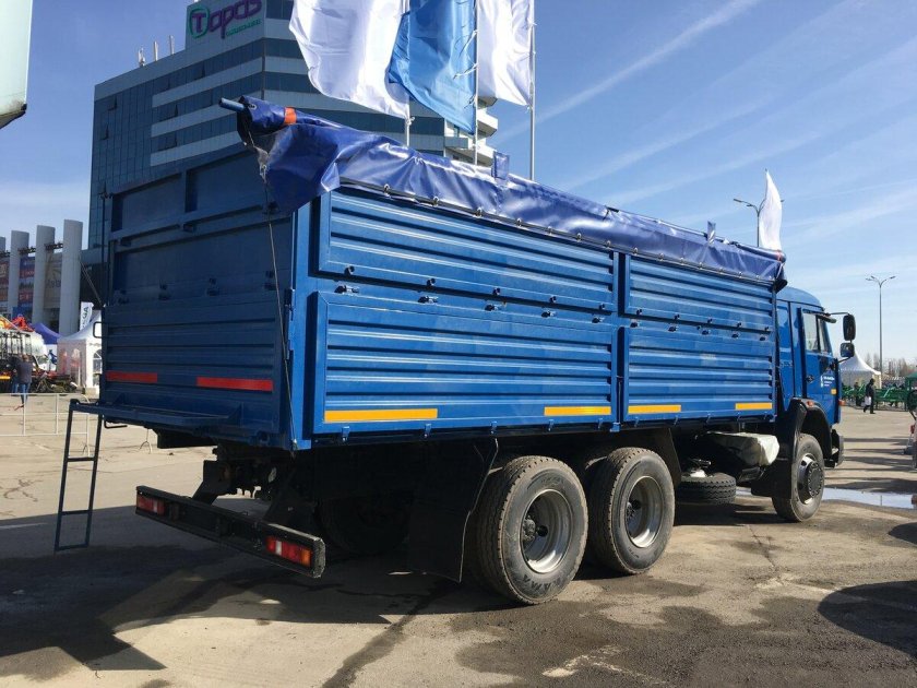 КАМАЗ 53215 зерновоз