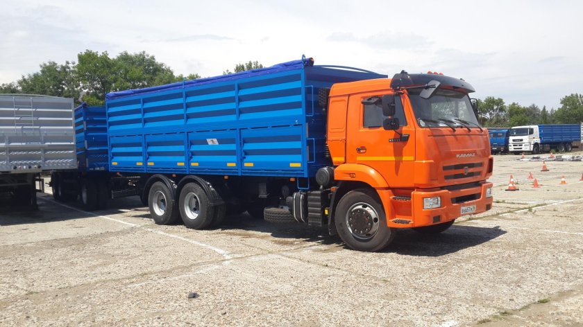 КАМАЗ зерновоз 65115-3052-48