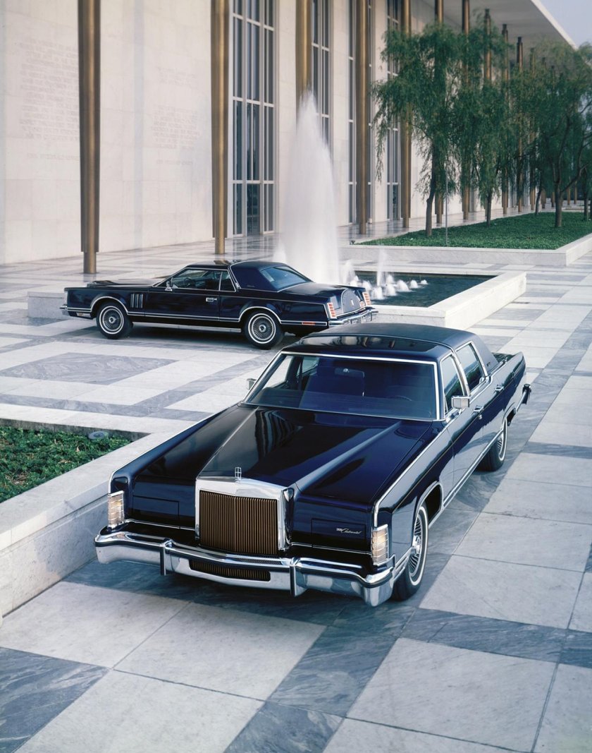 Lincoln Continental 1979