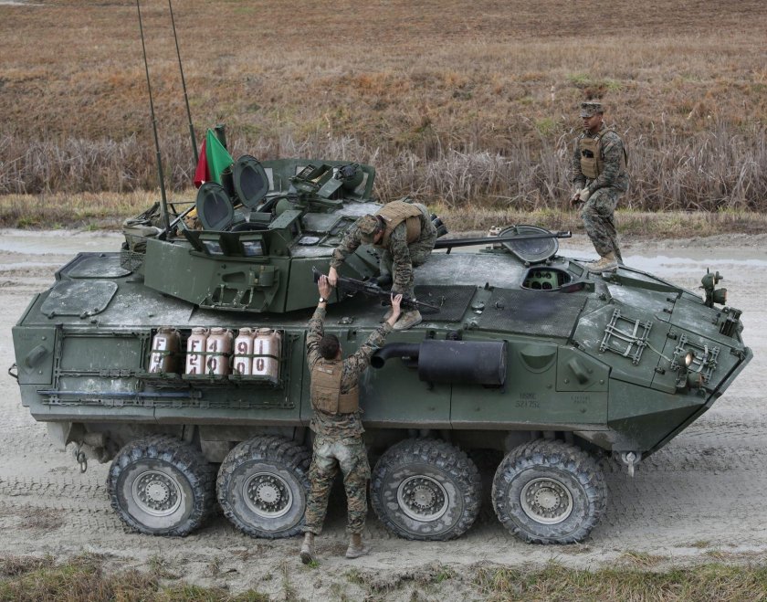БТР Lav-25