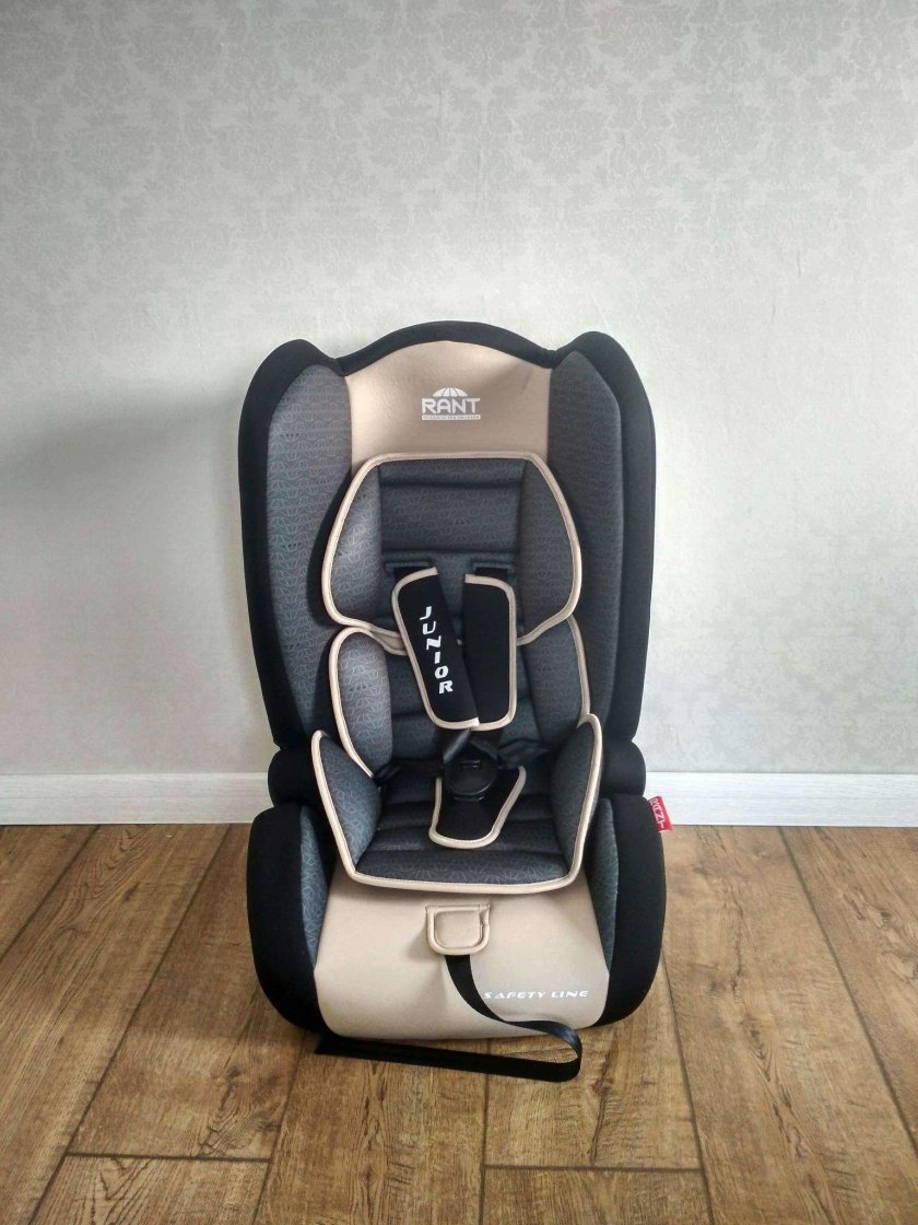 Автокресло Rant бежевое