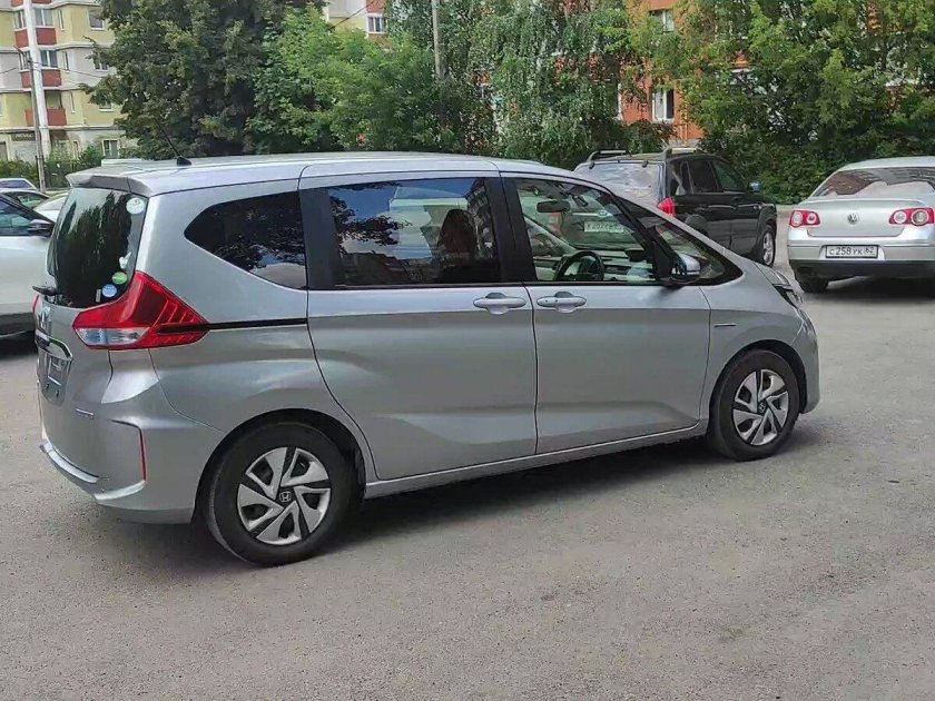 Honda freed 2017
