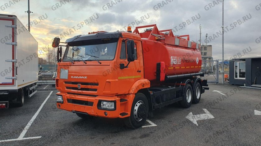 Топливозаправщик камаз
