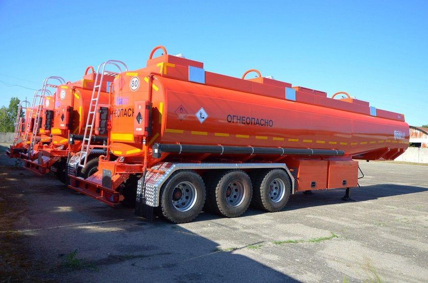 Полуприцеп бензовоз ГРАЗ