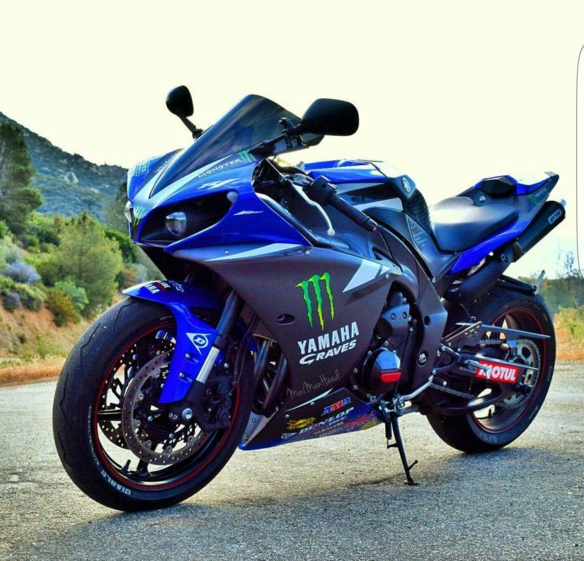Yamaha r1