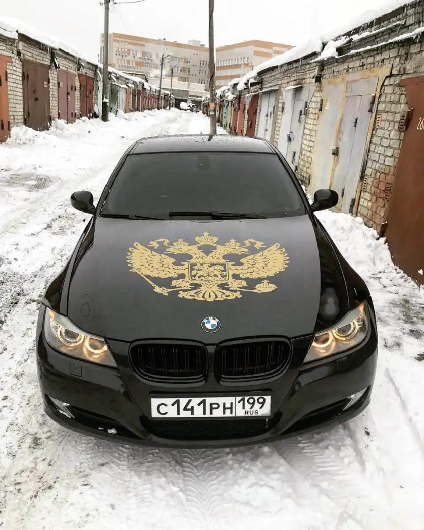 БМВ е60 с АК 47