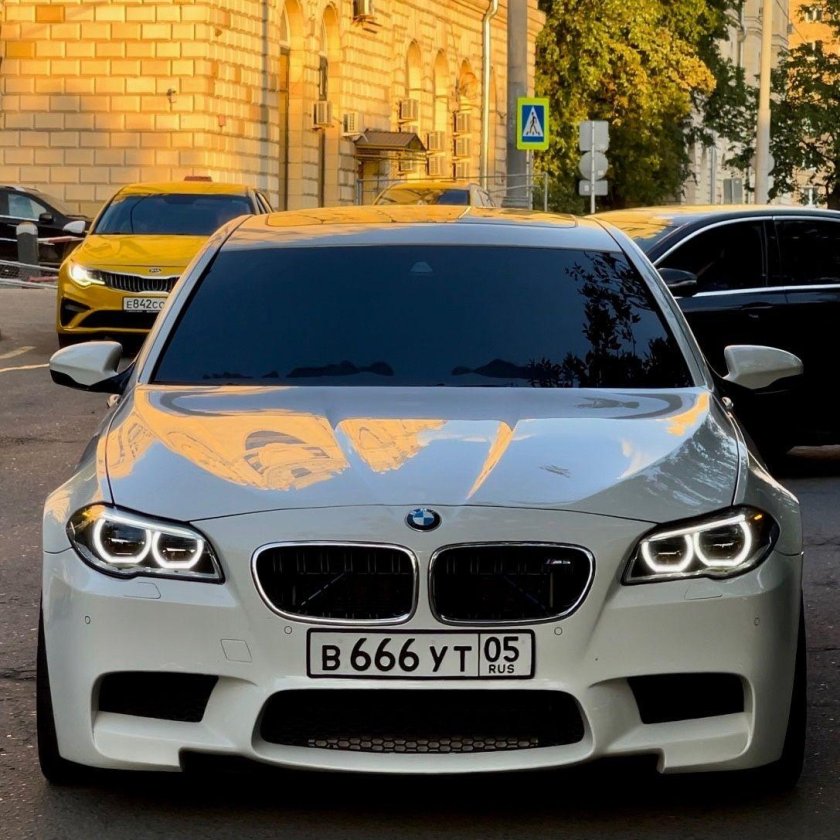 Бмв м 5 ф 10