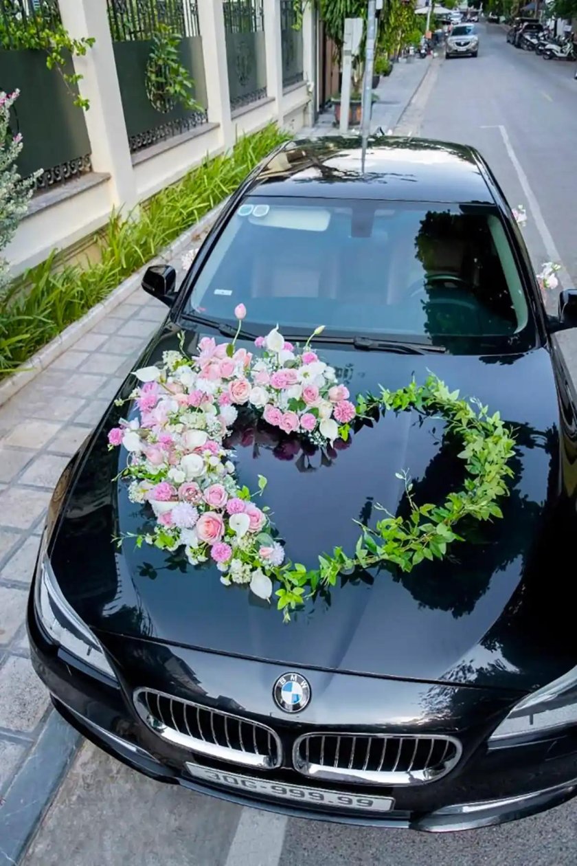 Свадебная машина украшение