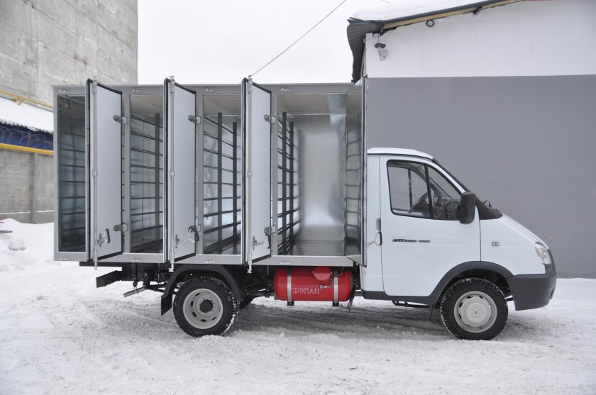 Газель Некст хлебный фургон 128 лотков