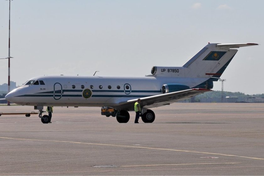 Yakovlev Yak-40