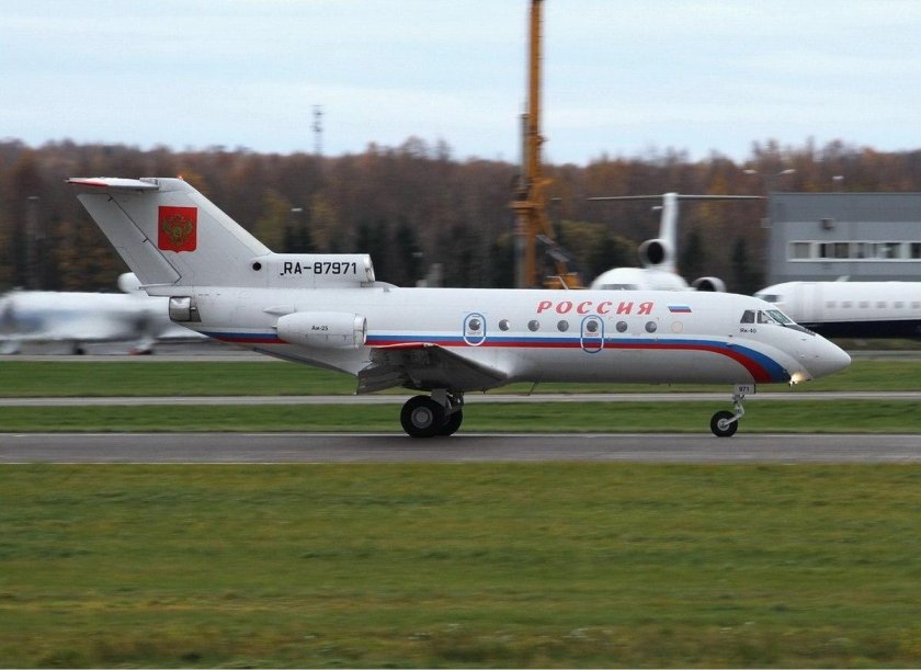Yakovlev Yak-40