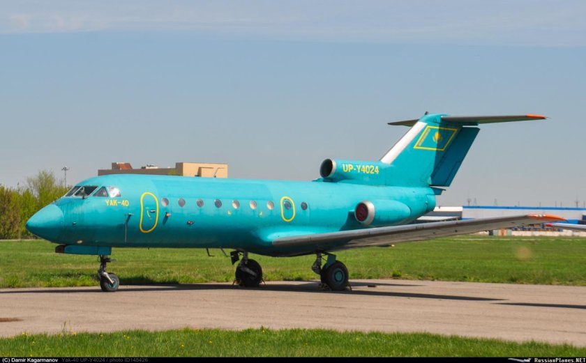 Yakovlev / Jakovlev Yak 40