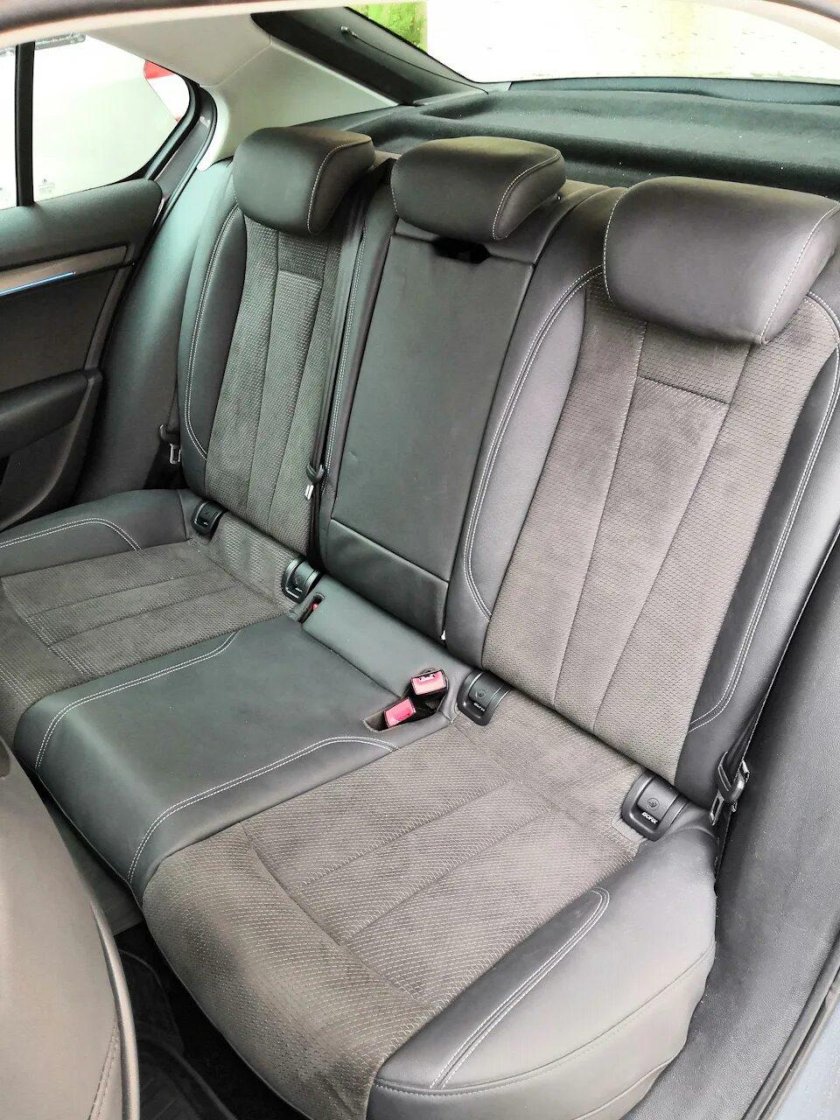 Шкода Октавия а8 кожаный салон