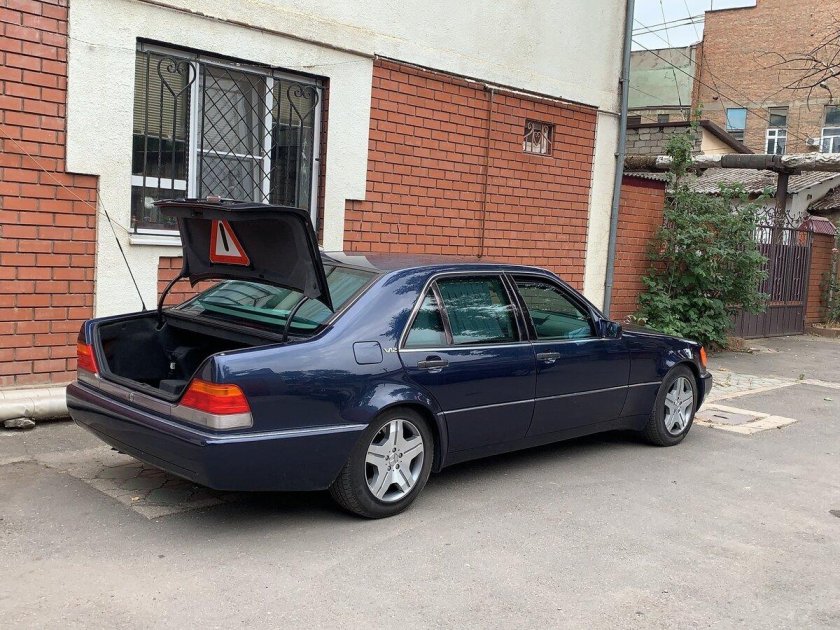 Mercedes benz w140 s600