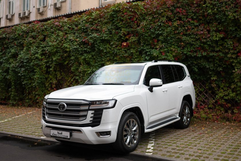 Land Cruiser 300 2022