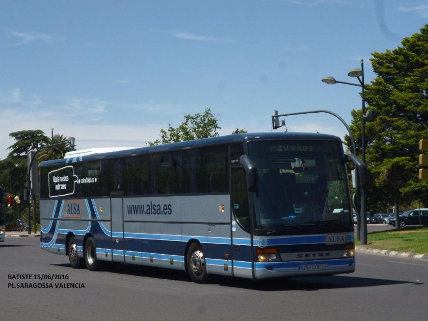 Setra s 140