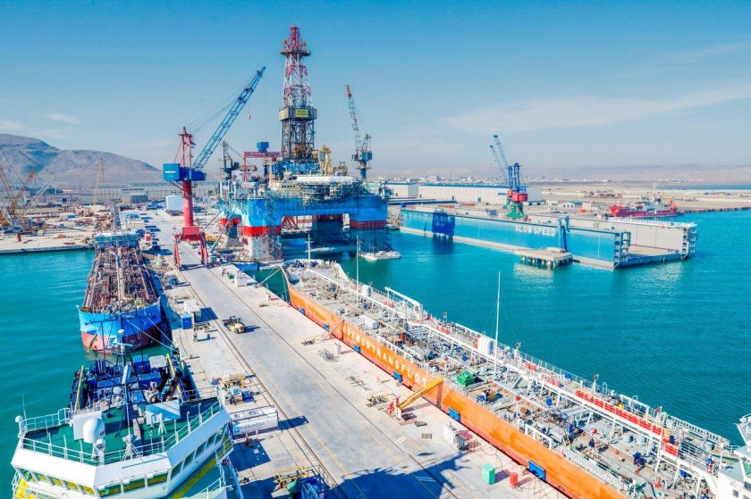 SOCAR Polymer завод