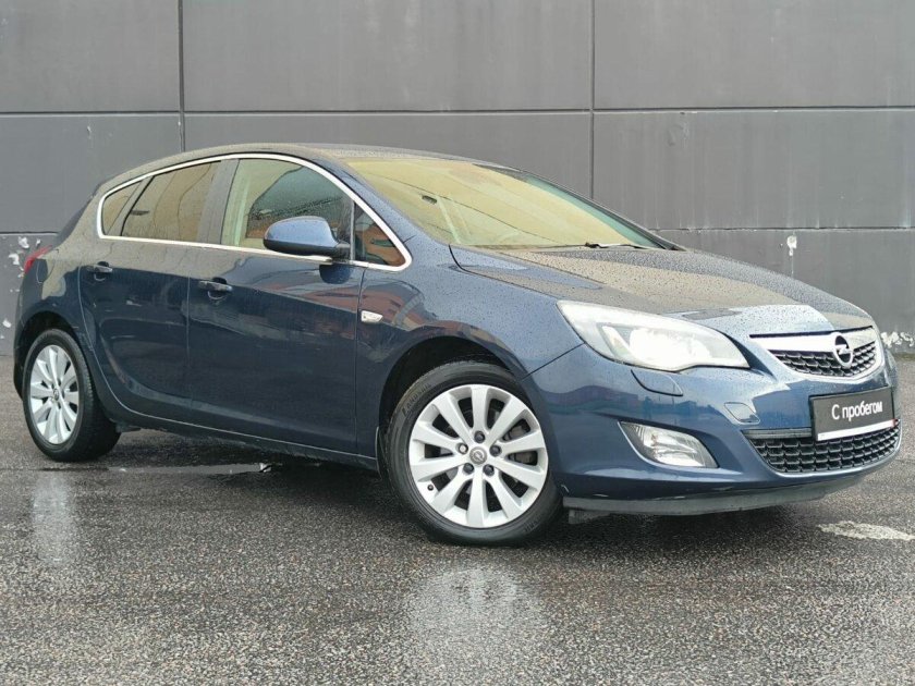 Opel astra 2011