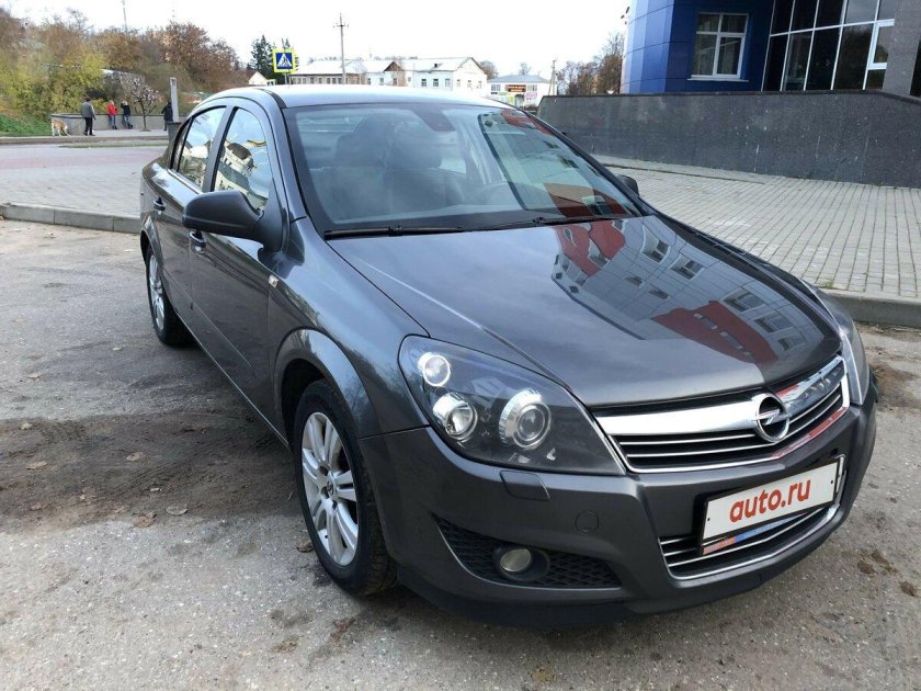 Opel Astra h Рестайлинг 2010