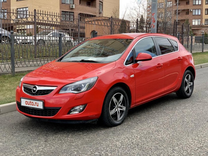 Opel Astra j 2010