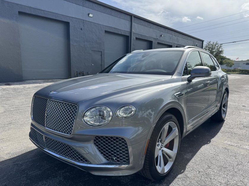 Bentley bentayga 2024