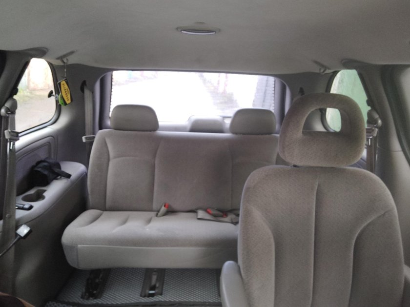 Dodge Caravan 2002 салон