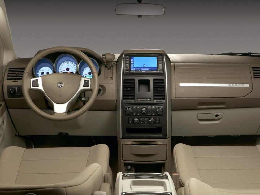 Dodge Caravan 2008 салон