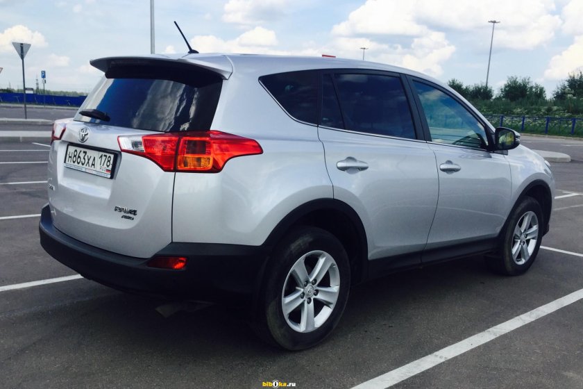 Toyota rav4 4 поколение