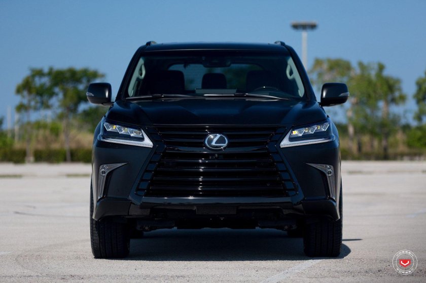 Lexus LX 570